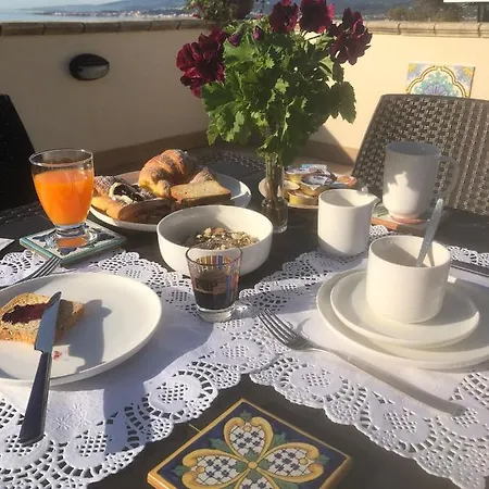 La Perla Gasthuis 4*