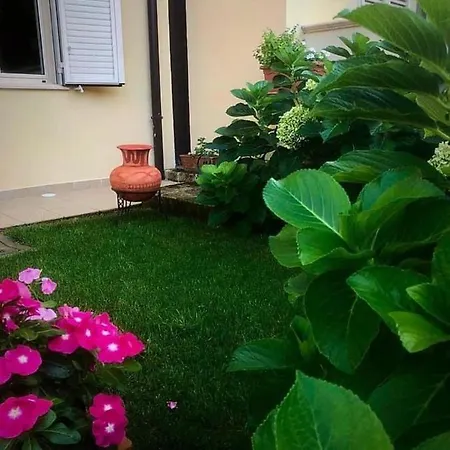 La Perla بيت ضيافة 4*